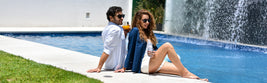Outfits frescos y elegantes para eventos con alberca